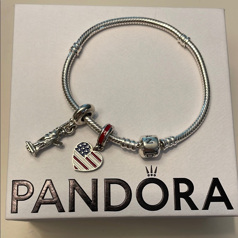 PANDORA Barrel Clasp Snake Bracelet with USA Flag & Statue of Liberty Charms